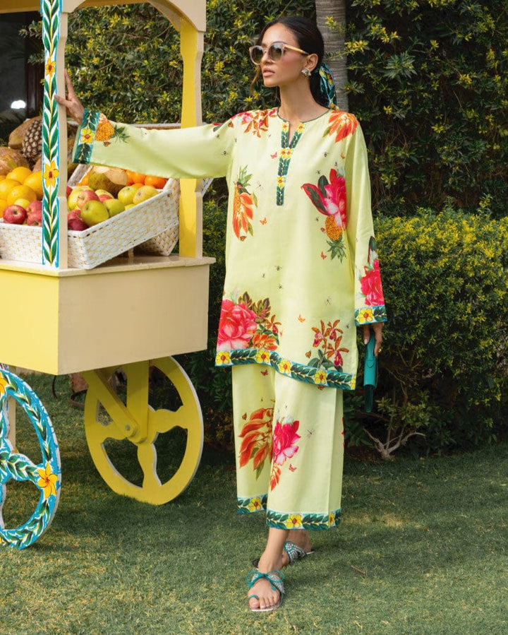 "Beat the heat in style with our breezy 2-piece lawn suits—your ultimate summer essential!"🌷💥