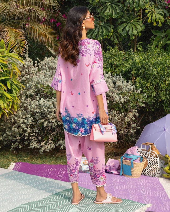 **💐 Stylish 2-Piece Lawn Suit - Ultimate Cotton Comfort! 🌸👗**