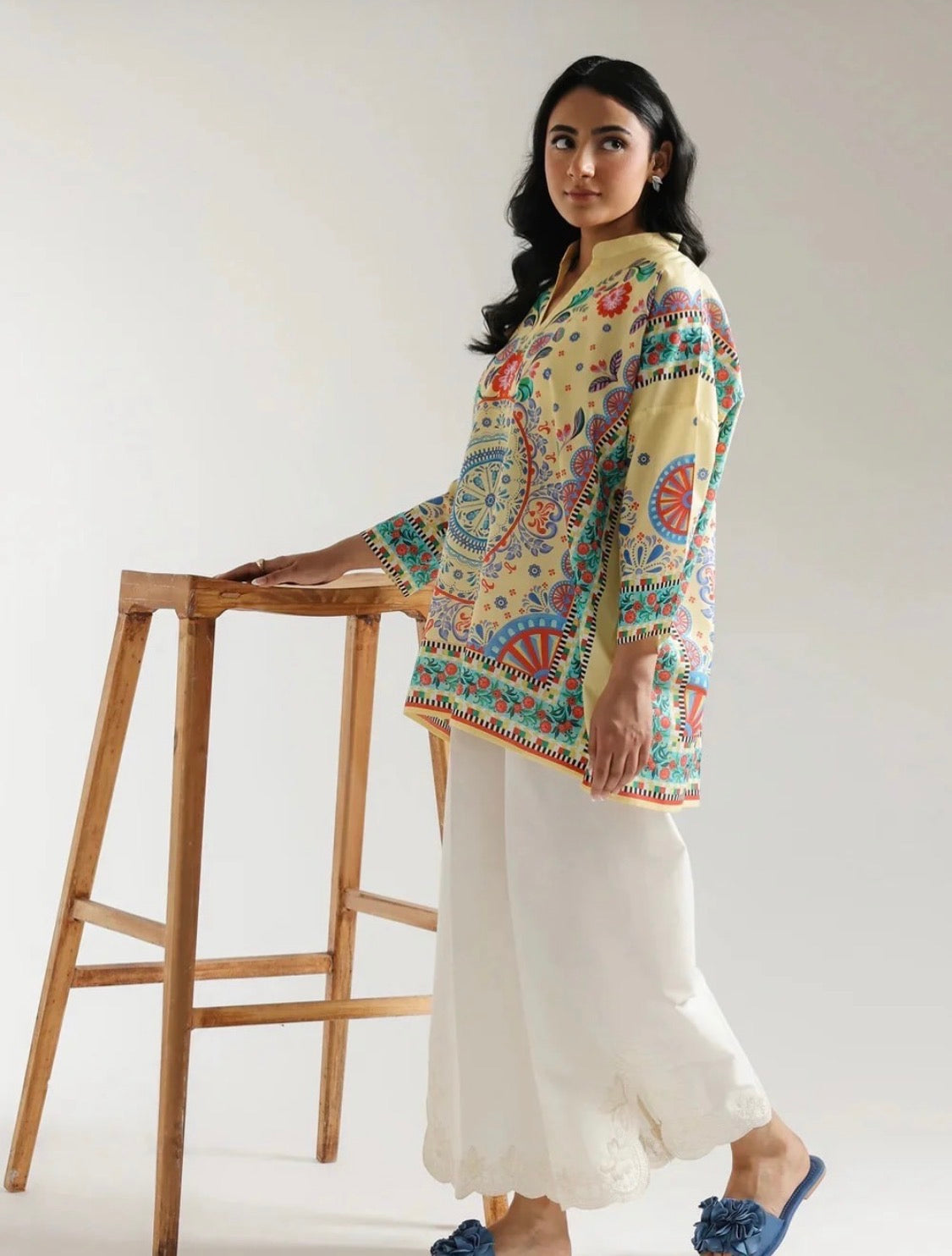 🌻 Designer Inspired Printed Kurti with Wide-Leg Palazzo – Modern Traditional Wear ✨🌿