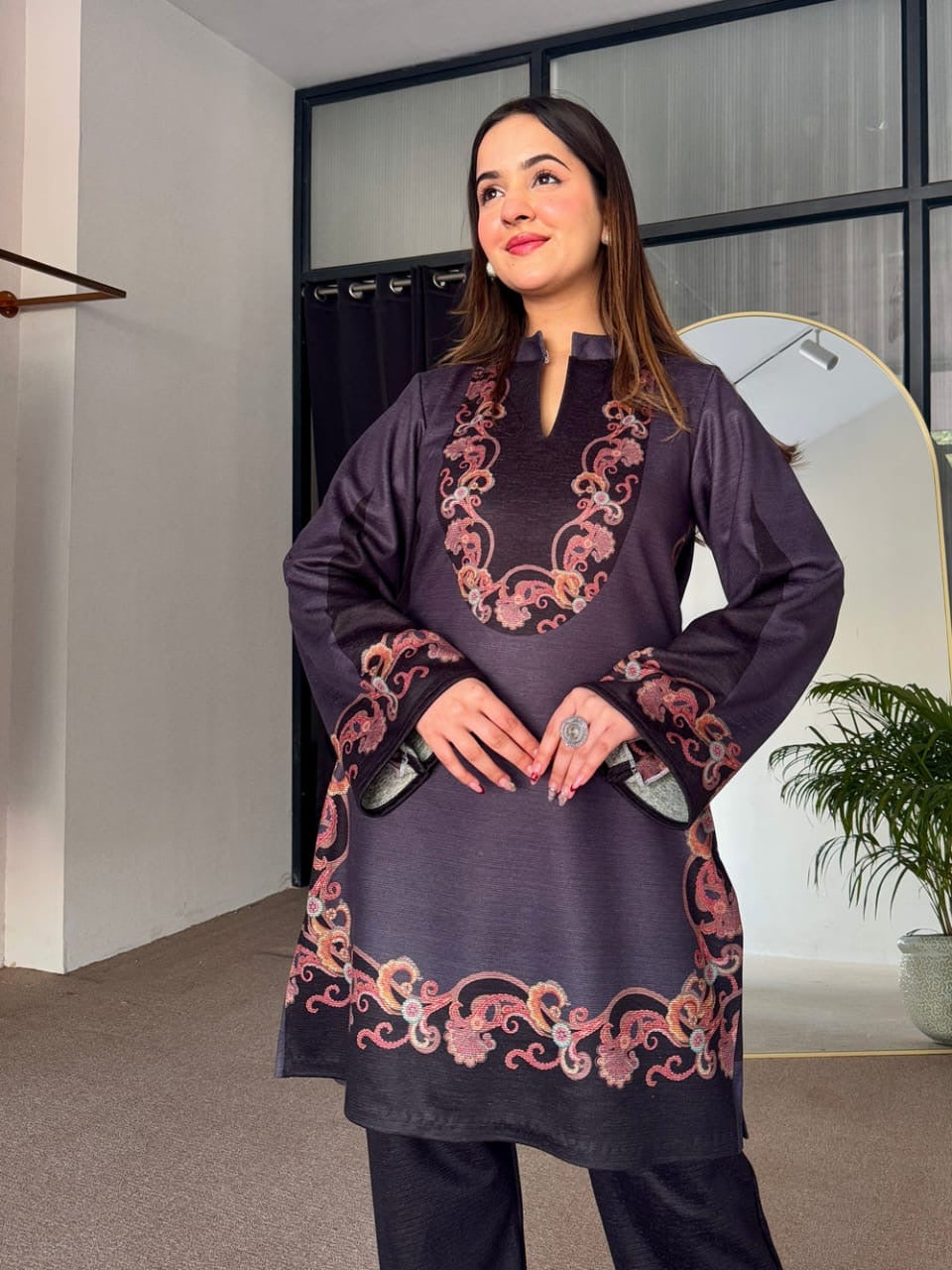 NAYAB  2-PIECE KURTI SET