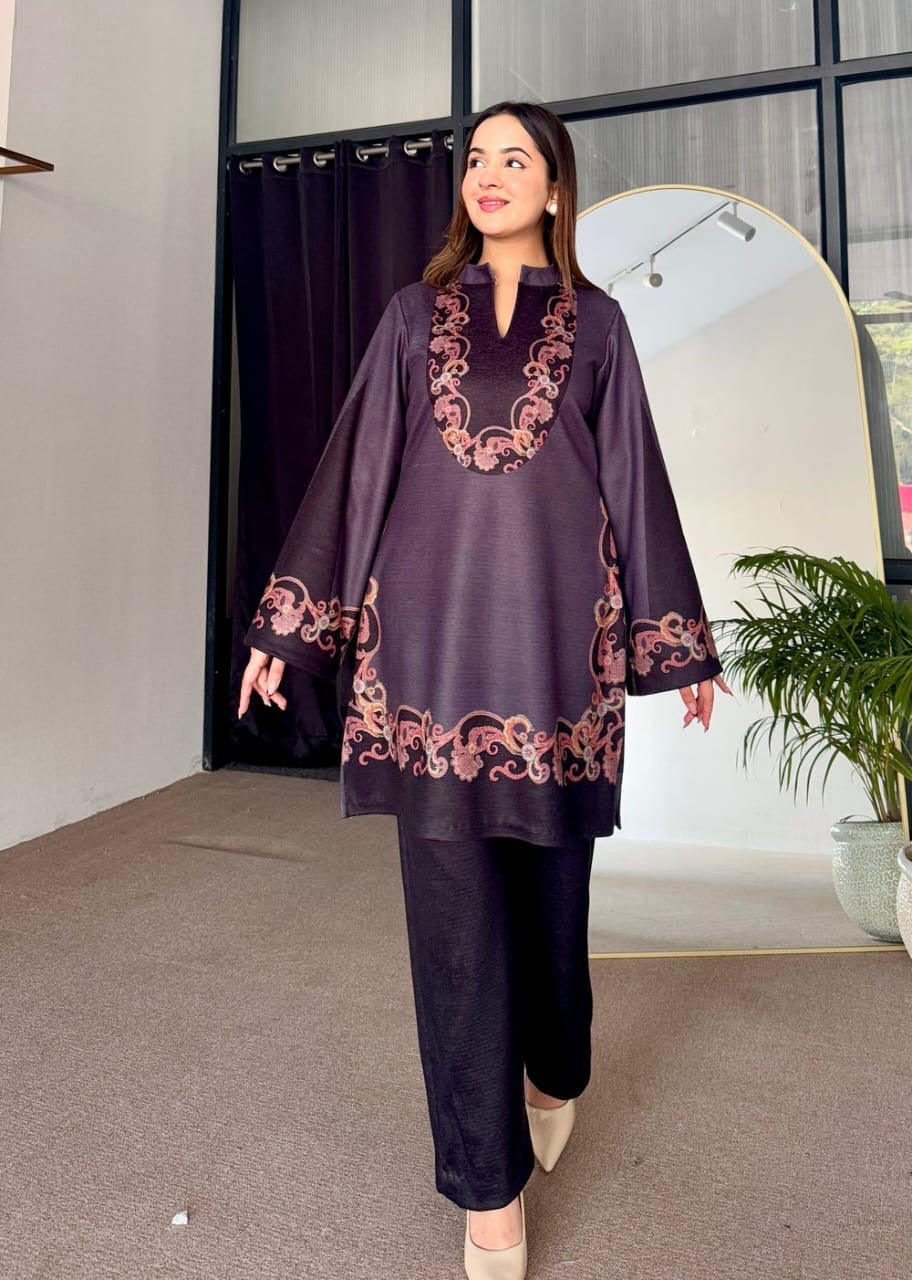 NAYAB  2-PIECE KURTI SET