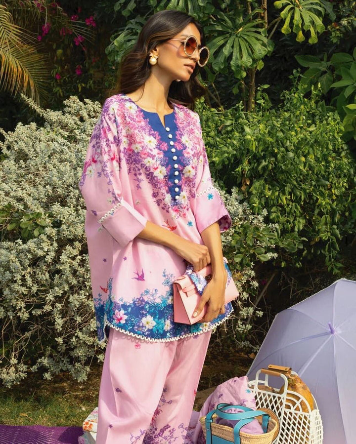 **💐 Stylish 2-Piece Lawn Suit - Ultimate Cotton Comfort! 🌸👗**