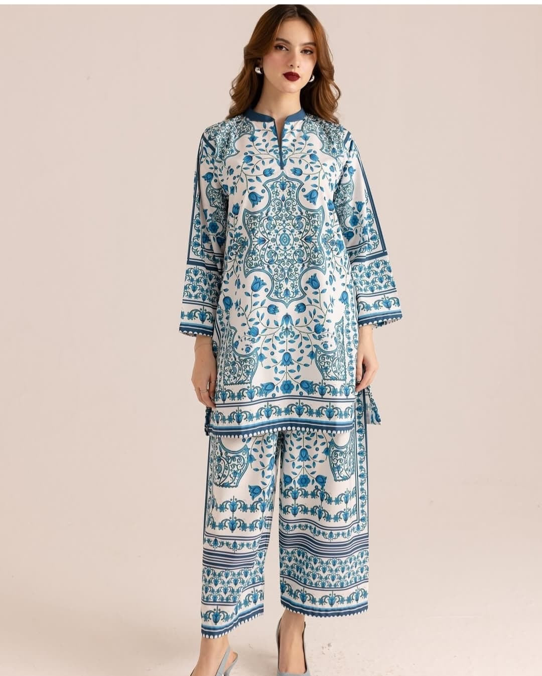 🌸 Bold Prints, Soft Comfort: Women’s 2-Piece Lawn Outfit 🌺