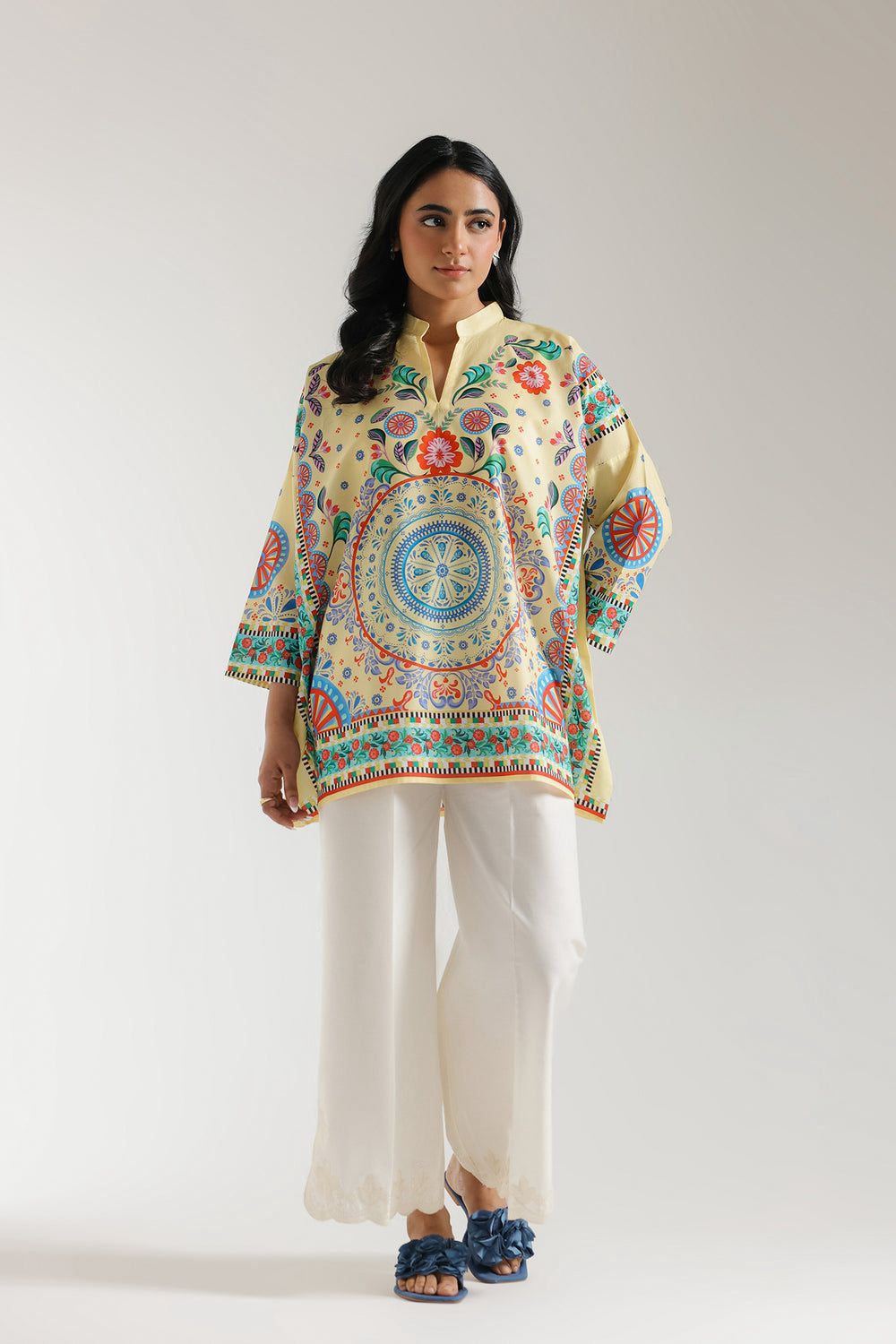 🌻 Designer Inspired Printed Kurti with Wide-Leg Palazzo – Modern Traditional Wear ✨🌿