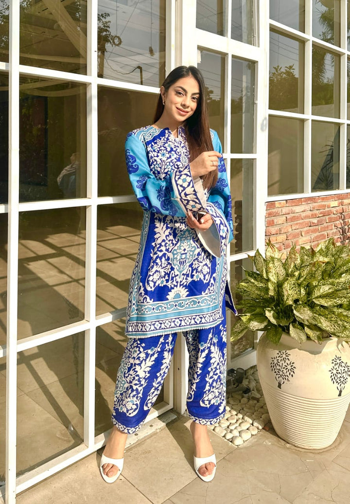 🌙 Mah-e-Aabroo 2-Piece Kurti Set 🌸