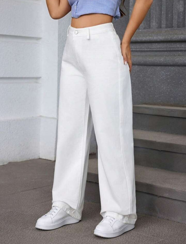 "Urban Cool: Wide Leg Pants for Streetwear Girls"