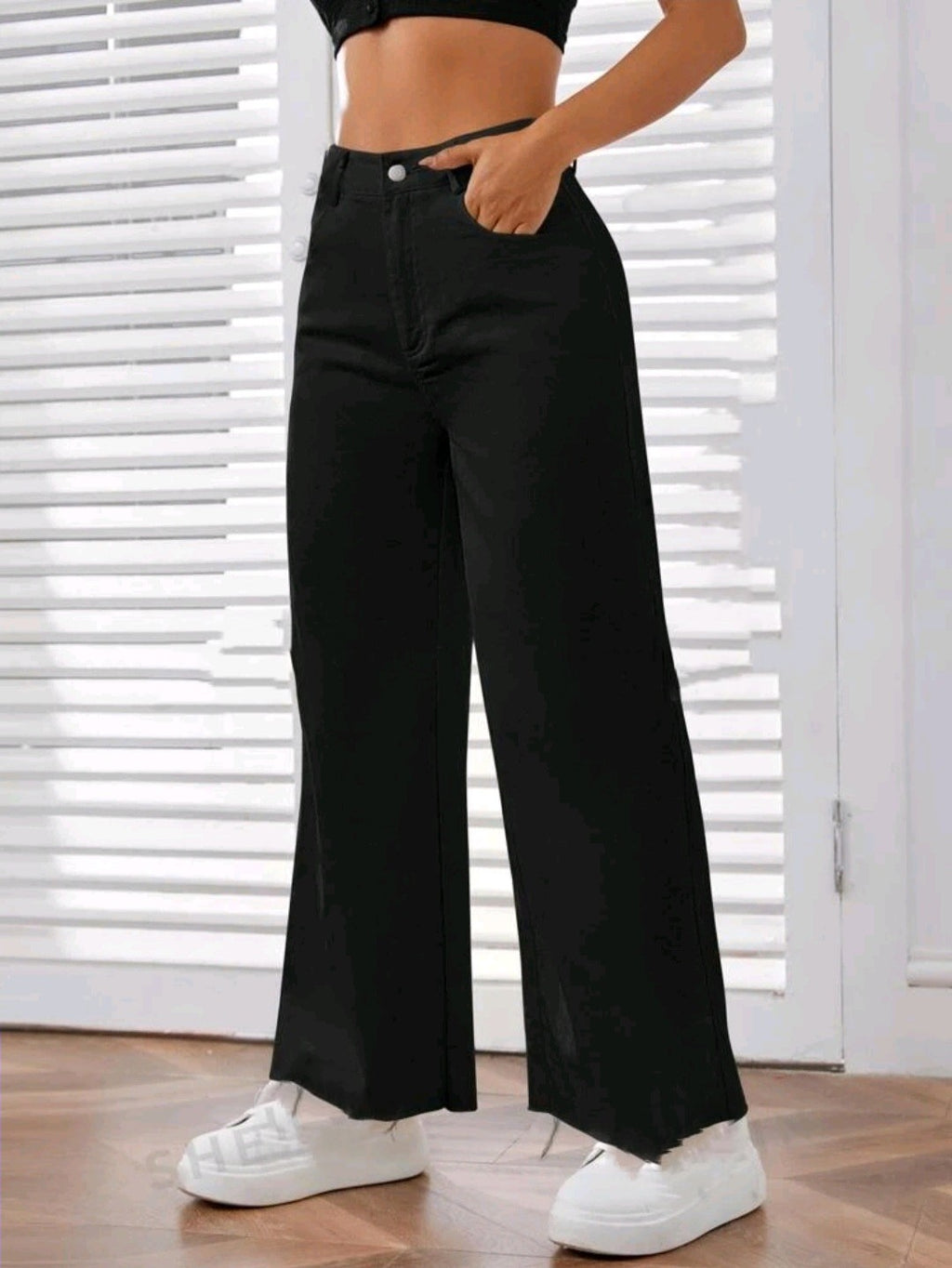"Urban Cool: Wide Leg Pants for Streetwear Girls"