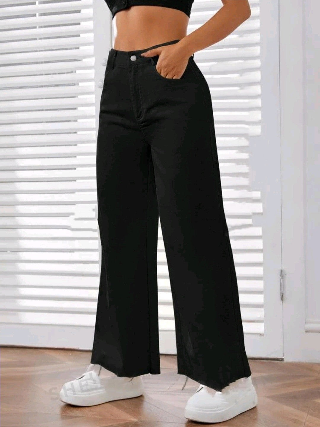 "Urban Cool: Wide Leg Pants for Streetwear Girls"
