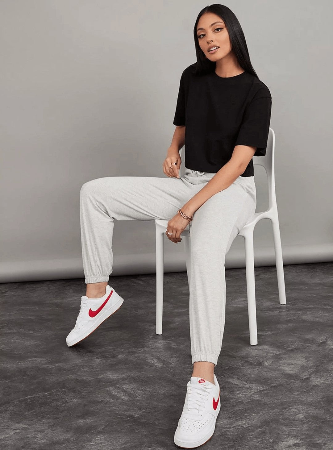 "Flaunt Your Style: Cropped Drop Shoulder Tops for Streetwear Chic"