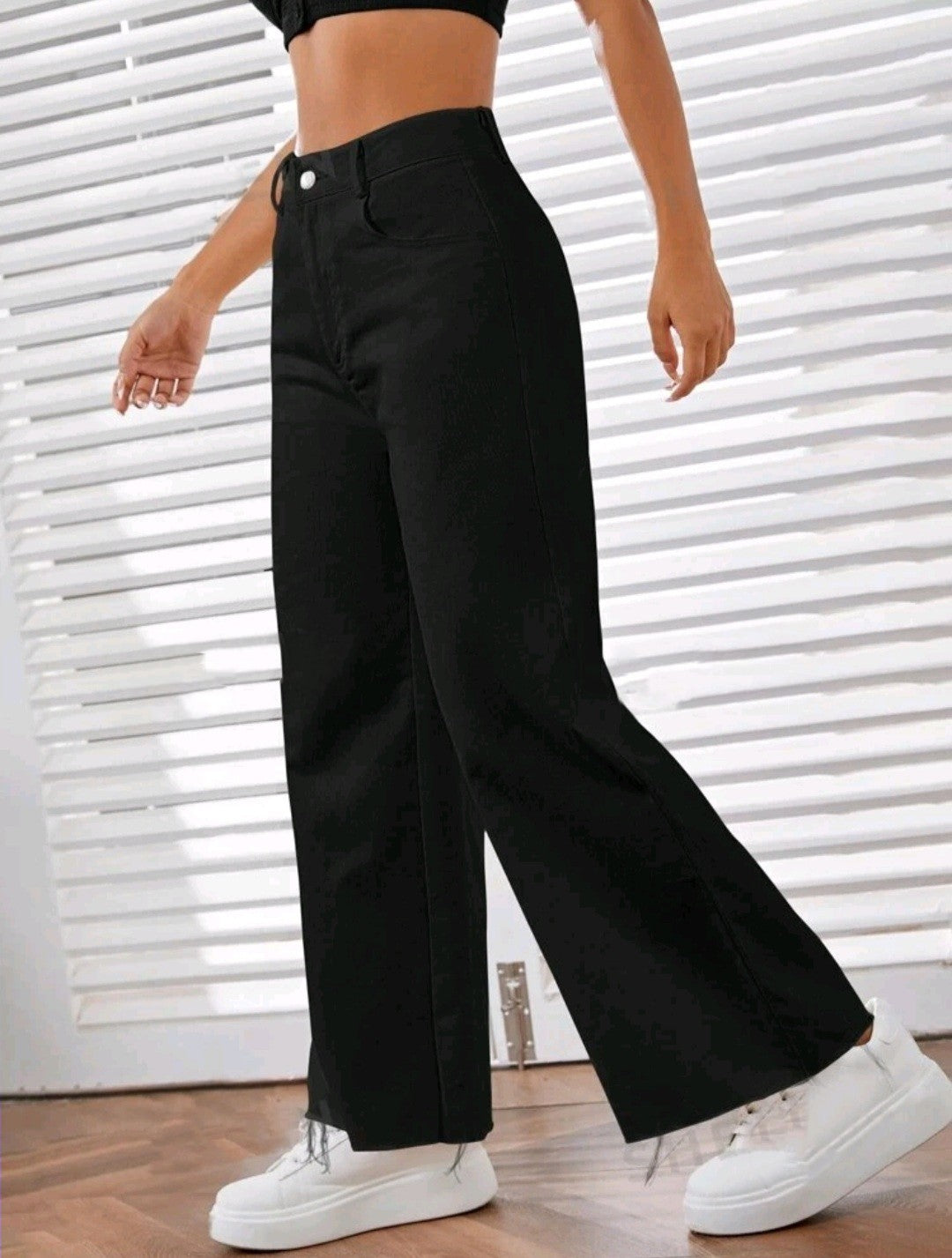 "Urban Cool: Wide Leg Pants for Streetwear Girls"