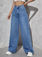 Stepping Out in Style: The Trendy Appeal of Wide Leg Jeans"